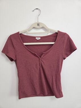 Garage Ribbed Henley Crop Tee - Dusty Rose